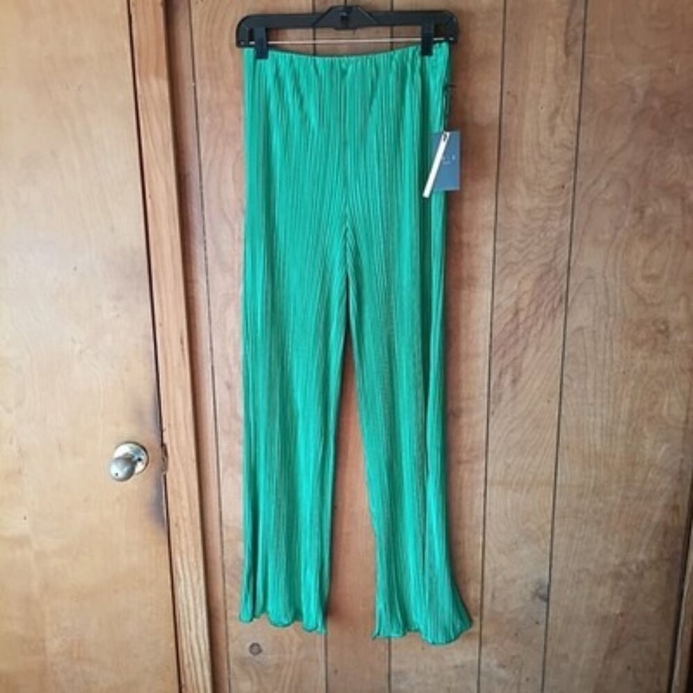 Iris Green Pleated Wide Leg Pants Size M NWT Flowy Pull On Trousers